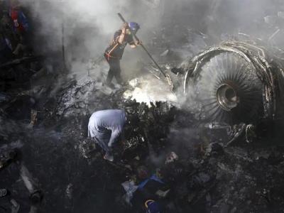 پی آئی اے پائلٹ اور ائیرٹریفک کنٹرولر کراچی طیارہ حادثے کے ذمہ دار قرار