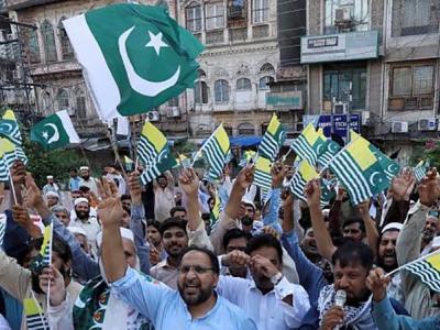 پاکستان سمیت دنیا بھر میں آج یوم یکجہتی کشمیر منایا جا رہا ہے